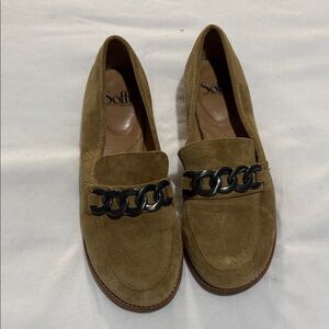 Sofft leather loafers pewter chain